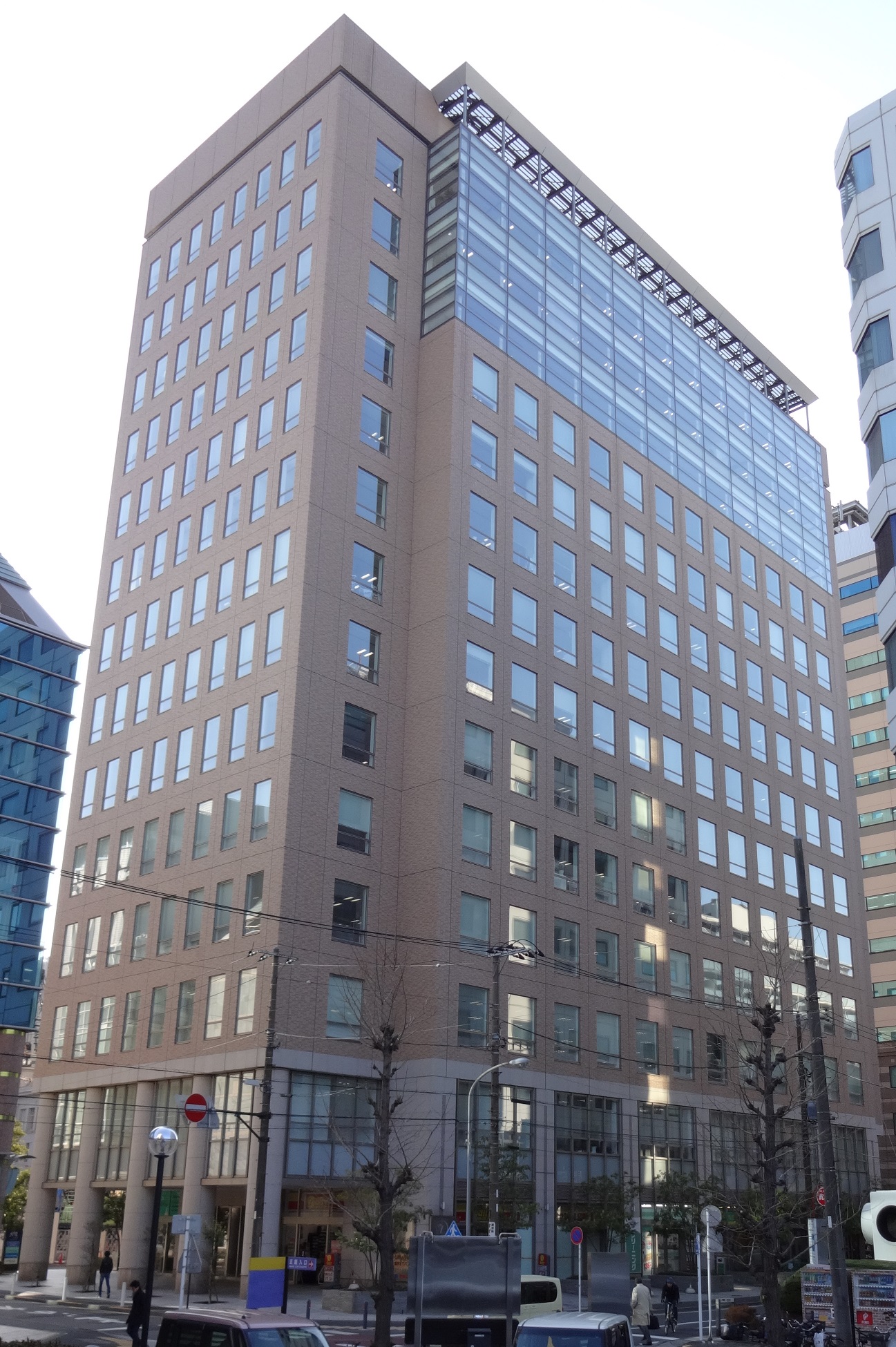 日土地山下町ビル外観